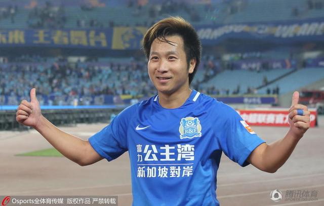那我们就直接进入主题，开启“鉴毒”模式，看看那些好看得让人心跳、毒得让人心梗的顶级角色，是如何用一张脸把“危险”翻译成视觉语言的。