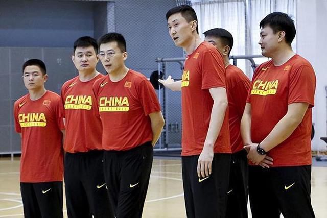 让我们跟随这群可爱的“巴西精灵”，一同踏上《里约大冒险》，去深度挖掘巴西那隐藏在每一个角落的迷人风情与无尽魅力！