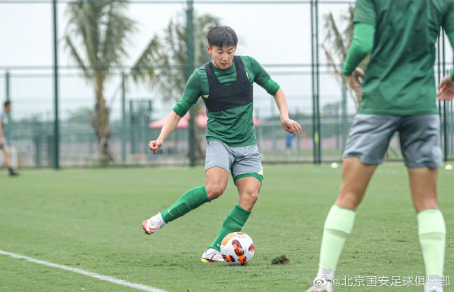 侠女徐枫获金马终身成就奖 曾投资《霸王别姬》 2017-08-02 金马执委会日前宣布，将第54届金马奖终身成就奖授予“一代侠女”徐枫，以表彰她在演艺、制片方面的成就，以及为修复、保存经典影片所做出的贡献。
