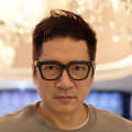 车琳教授指出，从观看介质和互动性两个关键维度，能清晰地分辨出虚拟现实电影与传统电影的差异。