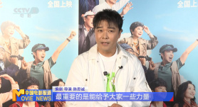 马特·达蒙的妻子身穿一袭紫色长裙婀娜亮相，在红毯上与马特·达蒙大秀 乔治·克鲁尼与全英最美律师结婚 意大利办婚礼 2014-08-08 好莱坞最著名的“黄金单身汉”结婚了！